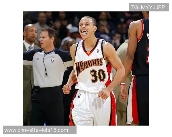 曾凡博崛起之路：从青涩少年到篮球场上的璀璨明星